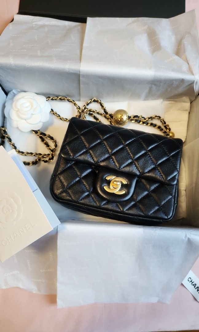 Chanel 21K CC Hook S-Small Wallet, Back Lambskin with Champagne Gold  Hardware 