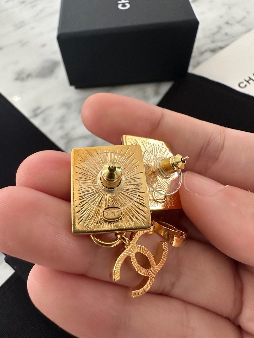 BNIB Chanel Gold GHW Coco Leo Lion Square Dangling CC Earrings, Luxury,  Accessories on Carousell