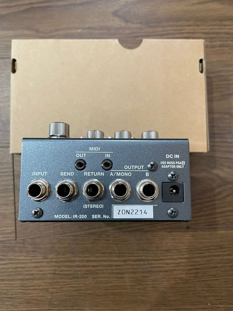 ☆新品未使用品◆BOSS IR-200 AMPAMP IR CABINET