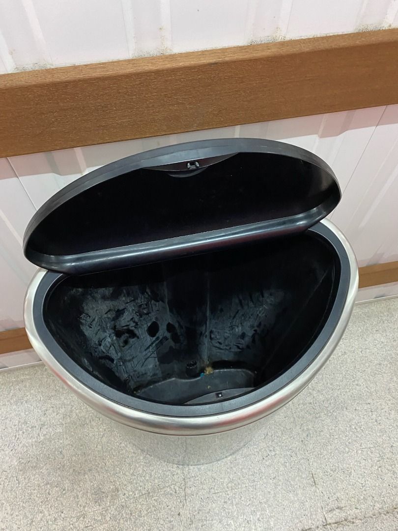 How To FIX A Brabantia Bin Lid EASY FIX! v9306.1blu.de