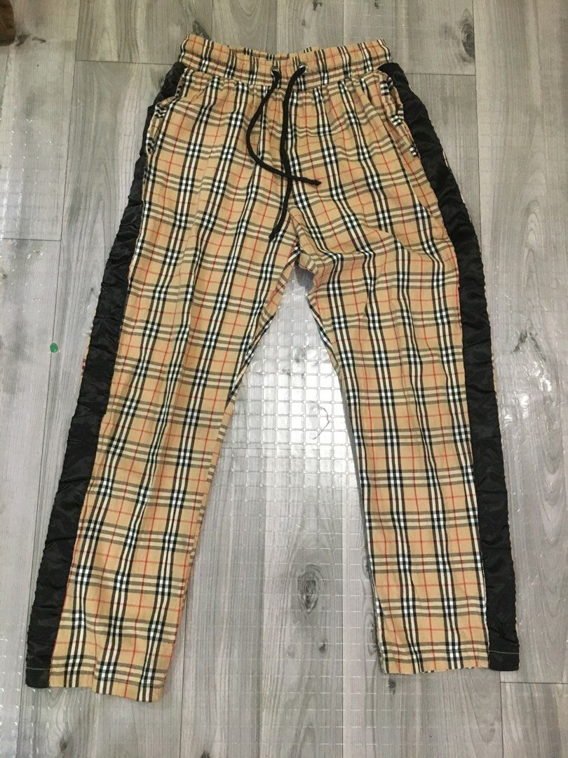 Burberry Vintage check highwaisted trousers brown  MODES