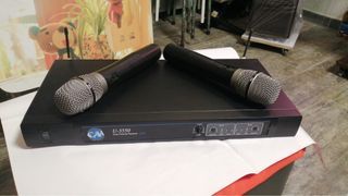 CAH U-3550 wireless microphone
