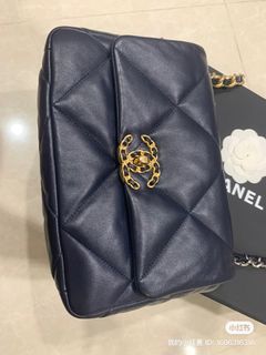 (Category: ) located in . Submitted by yuen5998 (Listing ID 1213092191, Image 1). Description: .