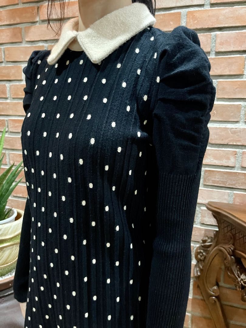 Collared dress polka dots black (Category: Dresses) located in Quezon City. Submitted by lineuph (Listing ID 1213127145, Image 1). Description: This is so nice. Best for travelling abroad. No flaws .