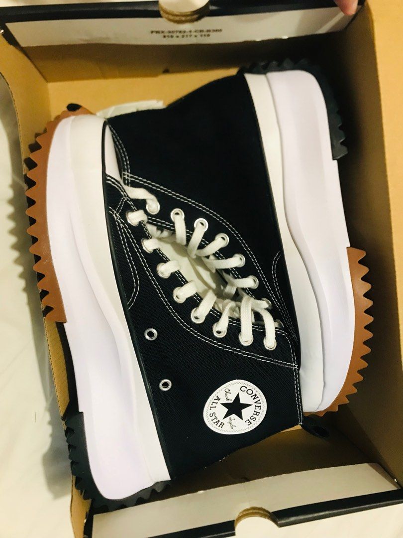Converse run star hike US 6.5/ 24.5cm (Category: Sneakers) located in Quezon City. Submitted by kaeshishop (Listing ID 1213091843, Image 3). Description: .