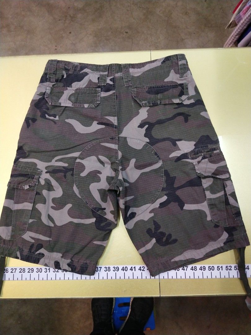 CSG Cargo Shorts Men s Fashion Bottoms Shorts on Carousell