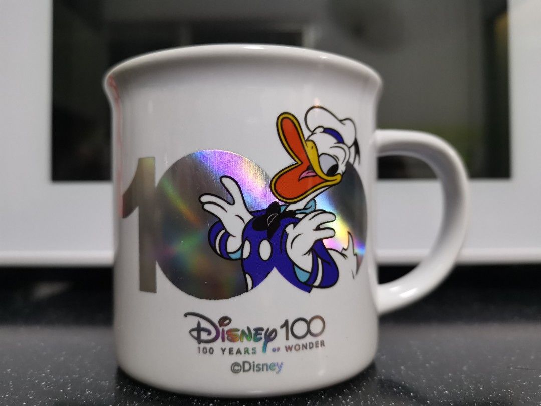 Disney Donald Duck Ceramic Cup With Wooden Lid