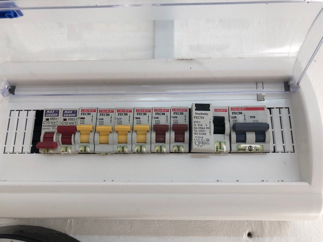 DISTRIBUTION BOX NEW FULL SET, TV & Home Appliances, Electrical, Adaptors & Sockets on Carousell