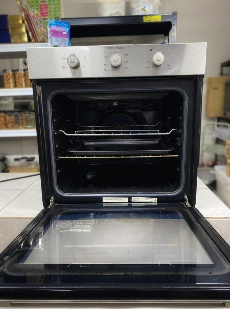 Electrolux Built In Oven, TV & Home Appliances, Kitchen Appliances ...