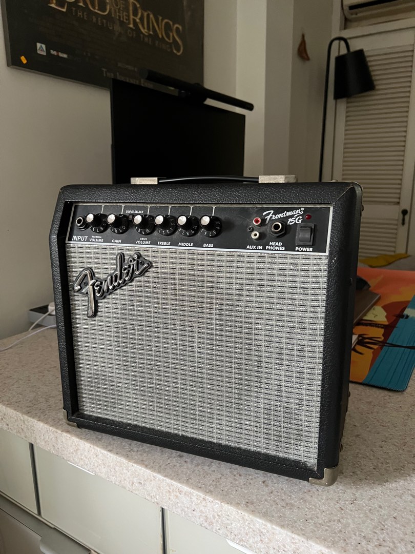 Fender Frontman 15G, Hobbies & Toys, Music & Media, Musical Instruments