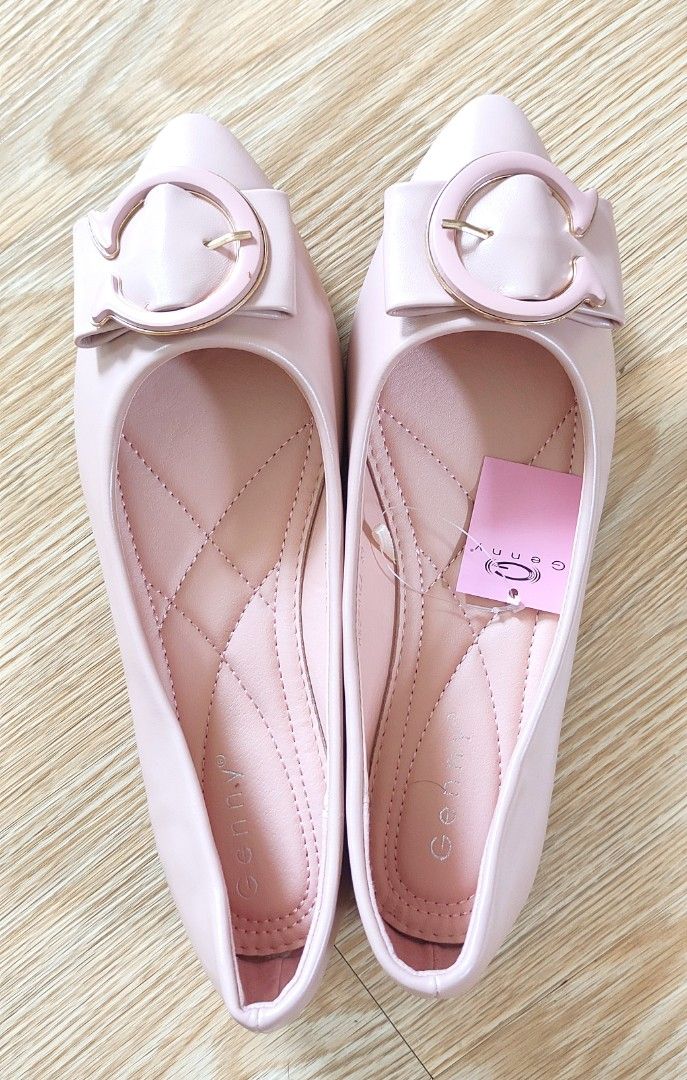 Flat shoes empuk discount