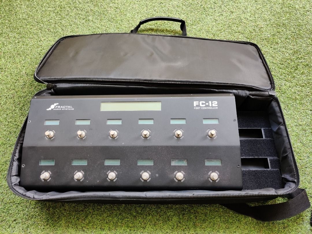 Fractal AXE FX3 with FC12 foot controller, Hobbies & Toys, Music