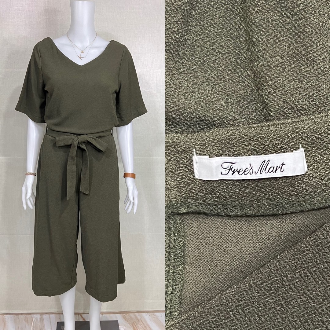 Frees Mart Textured Jumpsuit, Women's Fashion, Dresses & Sets