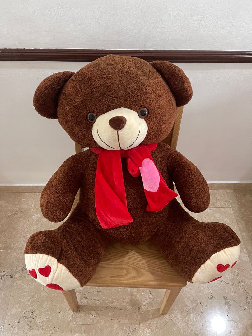 Giant Toy Bear, Hobbies & Toys, Toys & Games on Carousell