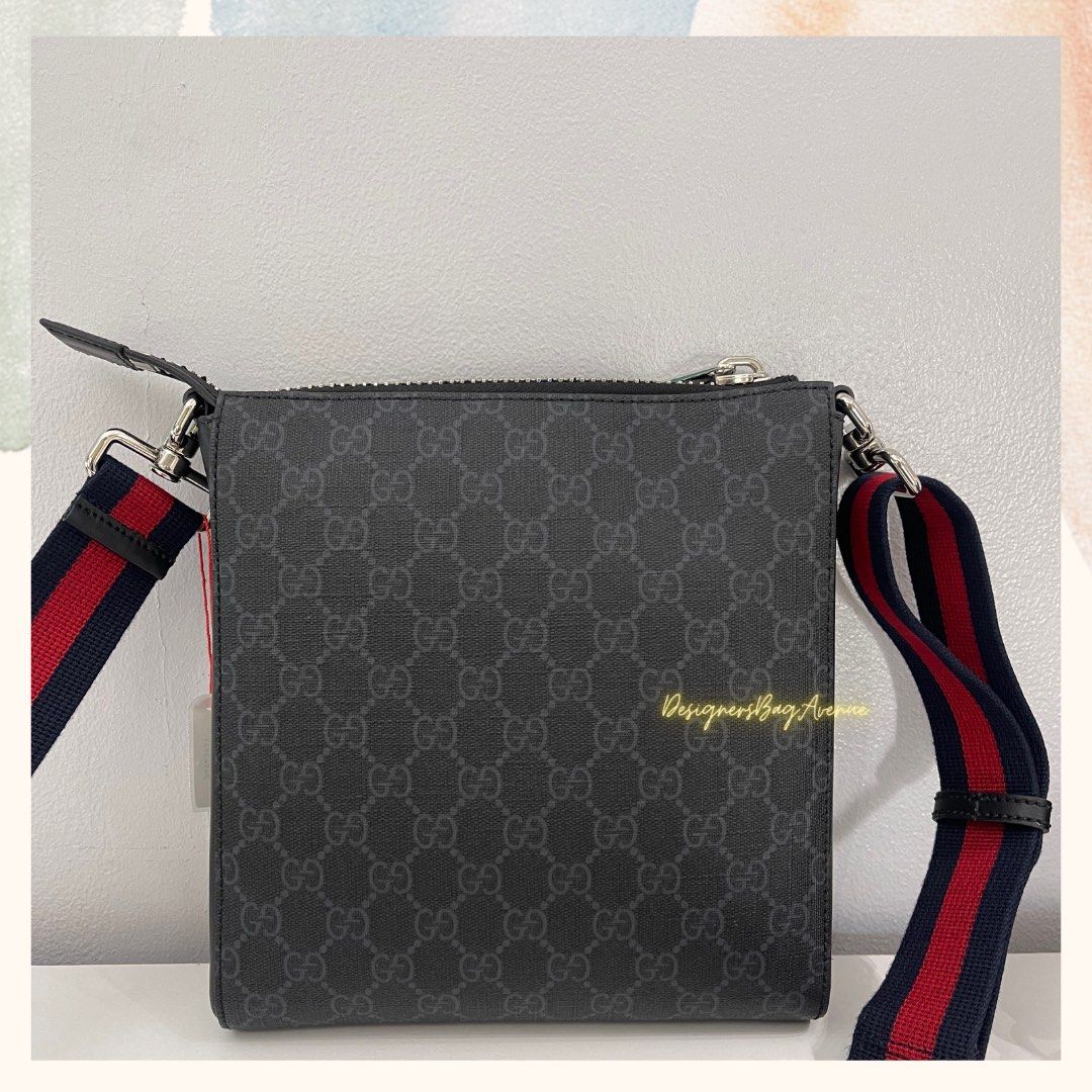 Supreme black messenger best sale bag