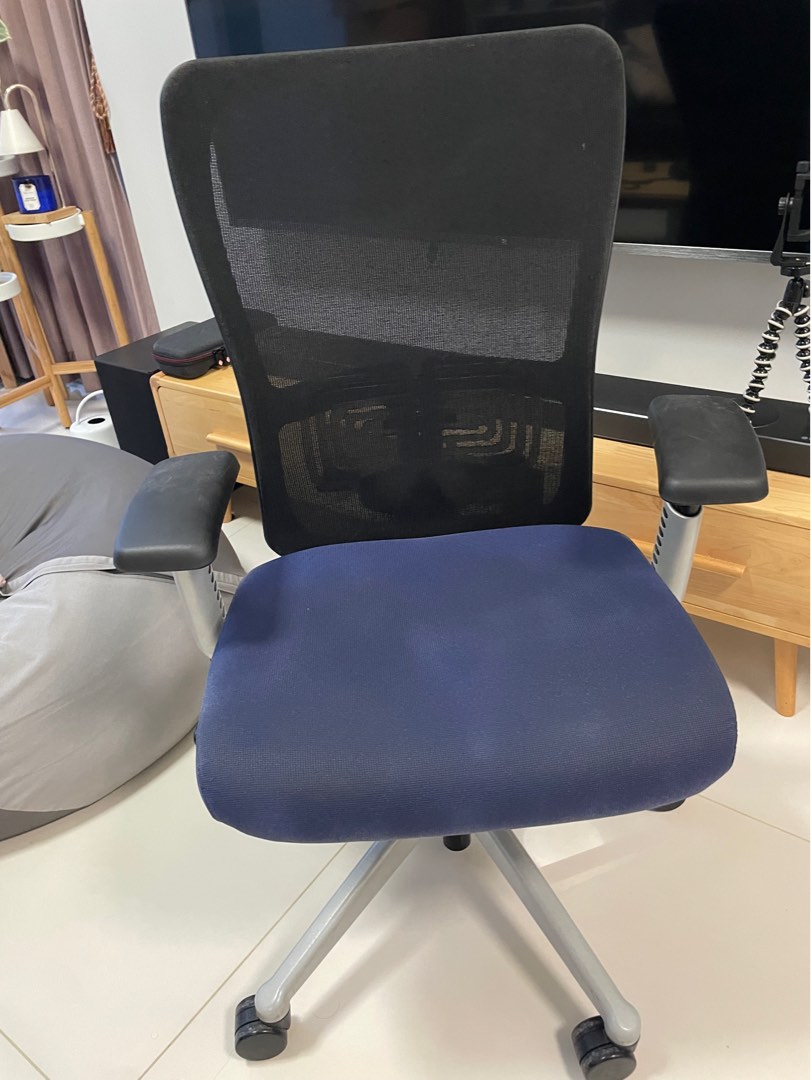 Haworth Office Chair, Furniture & Home Living, Furniture, Chairs on