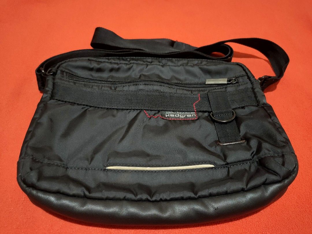 Hedgren Authentic Sling Bag, Men's Fashion, Bags, Sling Bags on Carousell