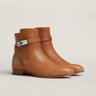 (Category: ) located in . Submitted by soleilshopee (Listing ID 1213140363, Image 1). Description: .
