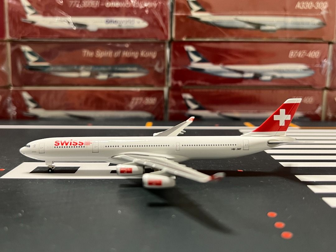 Maquette Avion Airbus A320-300 Swiss International échelle 1:200 - Herpa HP613323, Aluminium, Neuve En Boîte