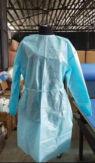 ISOLATION GOWN!