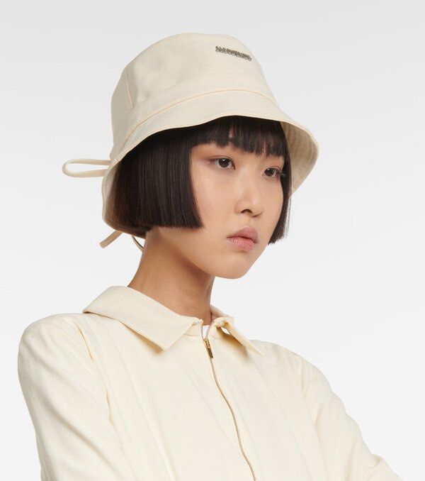 Jacquemus bucket hat, Women's Fashion, Watches & Accessories, Hats