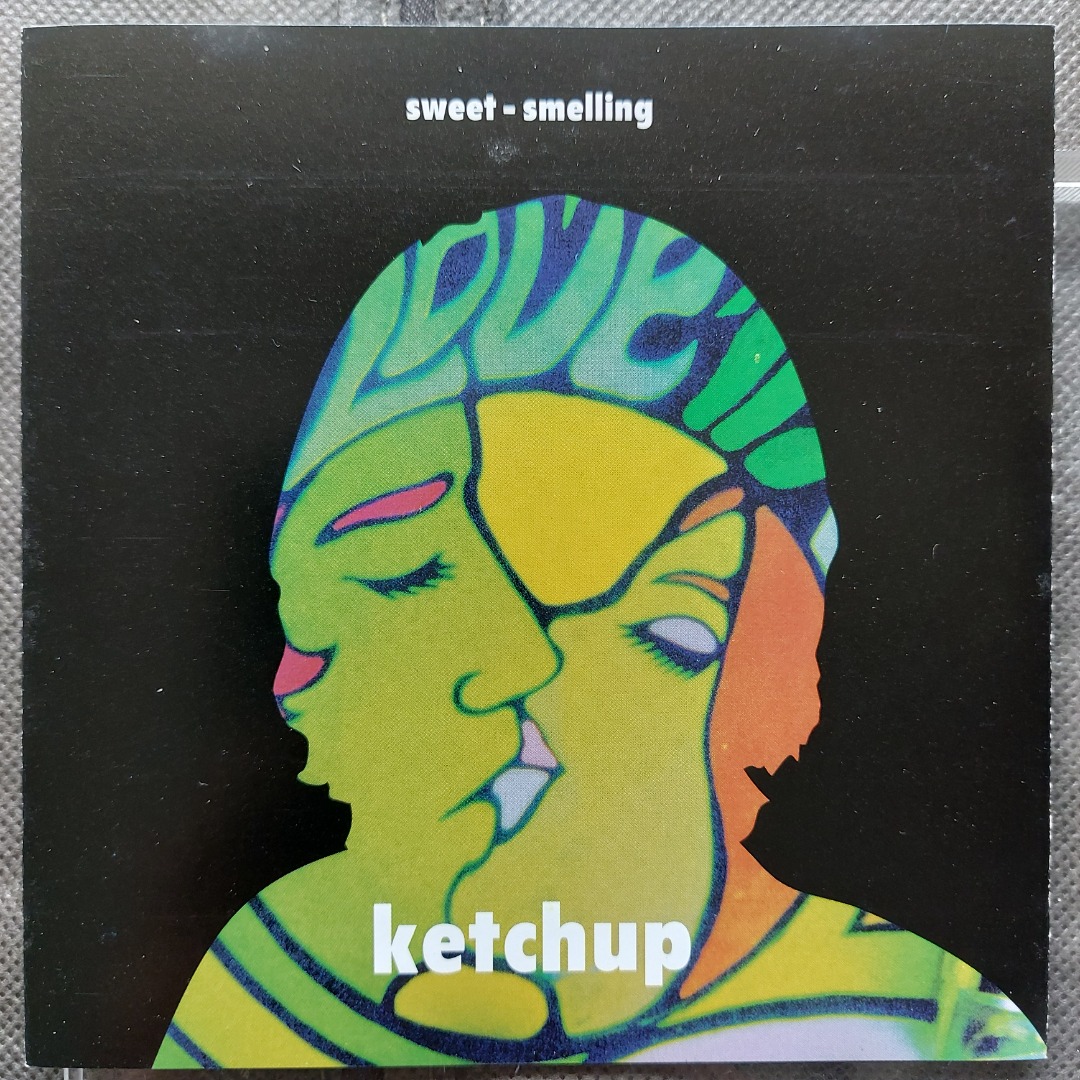 ketchup (本地 indiepop 樂隊) 首張大碟 sweetsmeLLing CD (01年 舊版) LoveLy