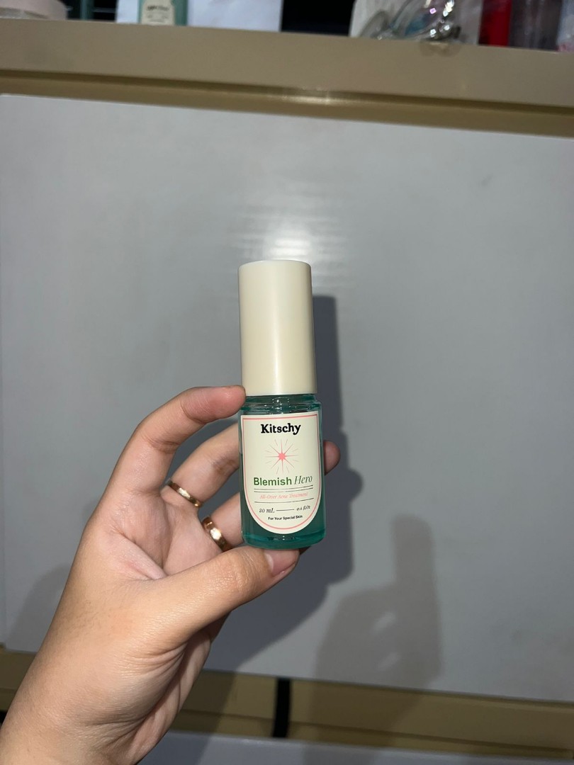 Kitschy Blemish Hero Allover acne treatment, Kesehatan & Kecantikan