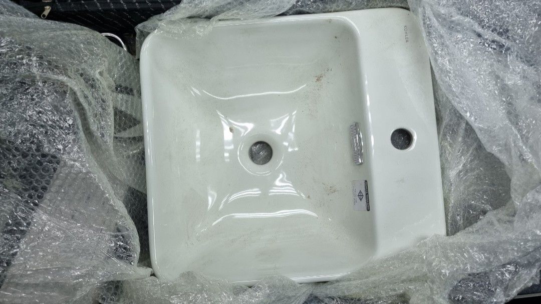 Kohler ceramic sink, Furniture & Home Living, Bathroom & Kitchen