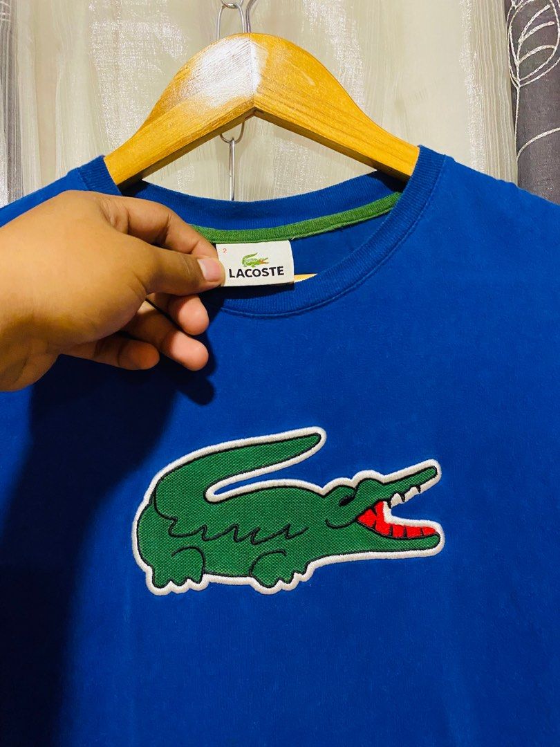 Lacoste authentic store