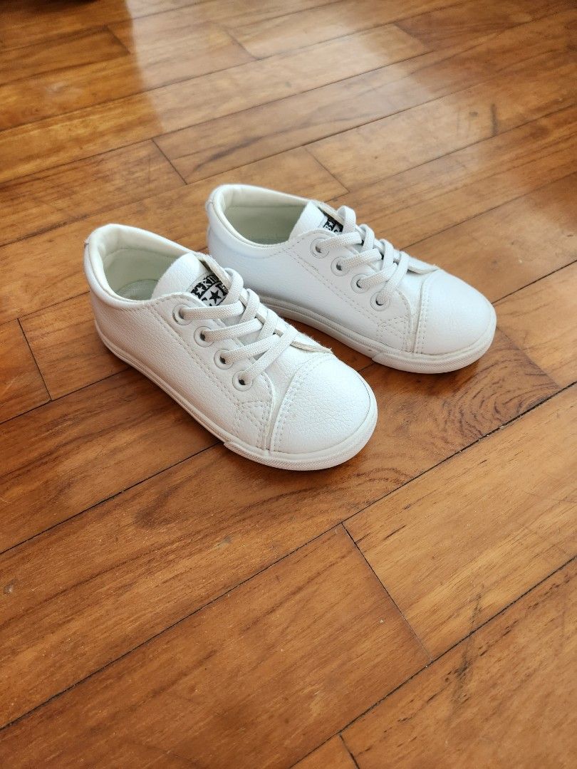 LB Kids white tennis shoes