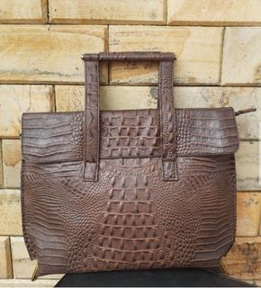 Leather bag Veilidouer