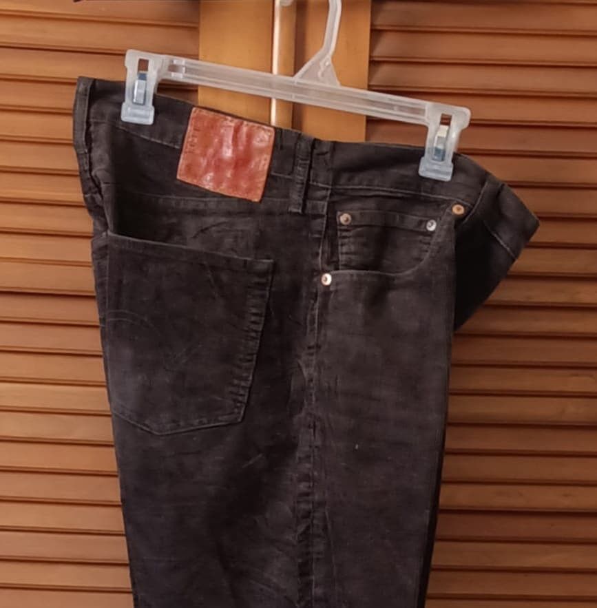 Levis 502 corduroy online