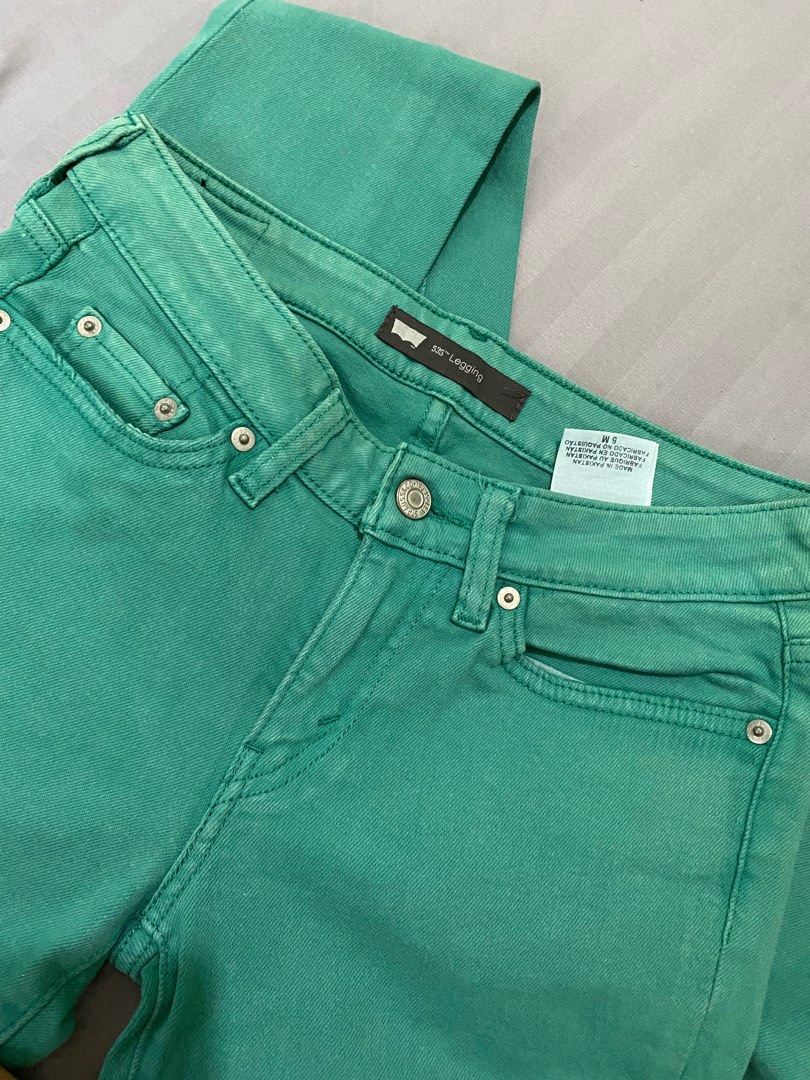 Levis 535 Skinny Jeans in very nice light green color, Women's Fashion,  Bottoms, Jeans on Carousell
