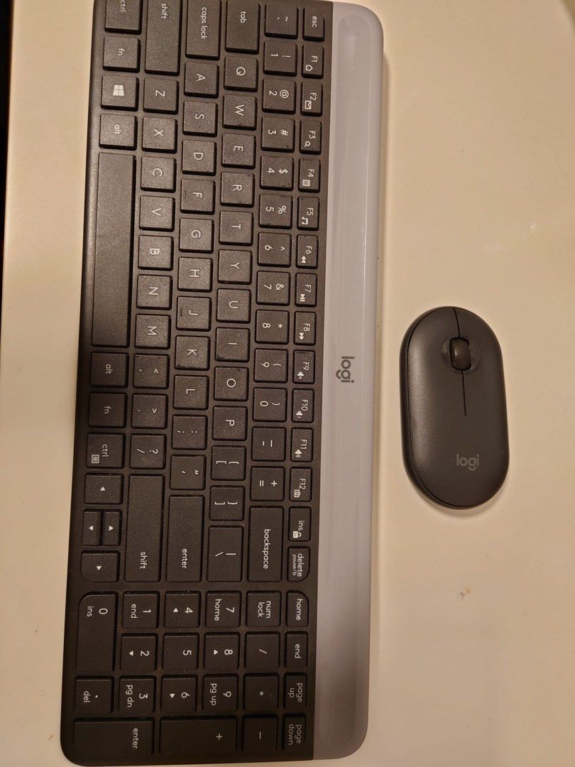 Logitech MK470 Wireless Slim Combo, Computers & Tech, Parts ...
