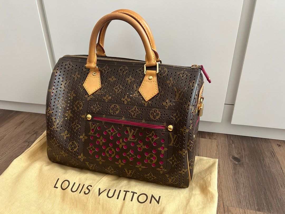 Louis Vuitton Limited Perforated Monorgam Fuchsia Speedy 30 Bag Leather  ref.303363 - Joli Closet