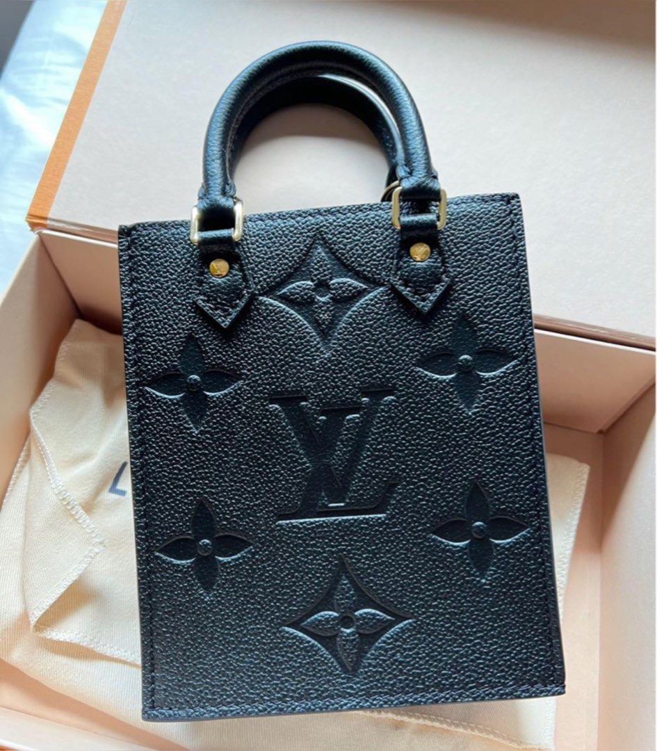 Shop Louis Vuitton PETIT SAC PLAT Shoulder Bags by sao☆TOP