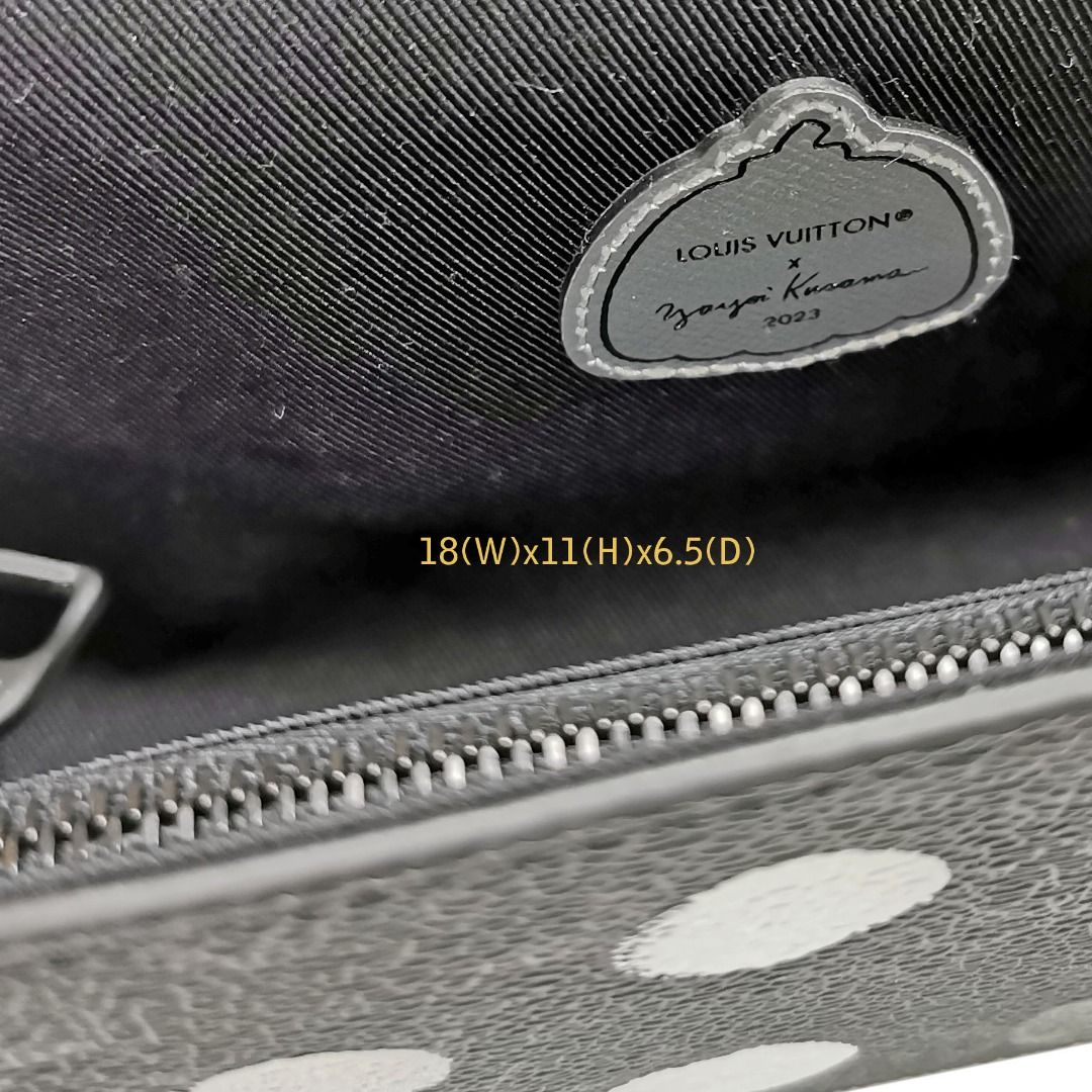 Louis Vuitton x Yayoi Kusama Painted Dots Steamer Wearable Wallet