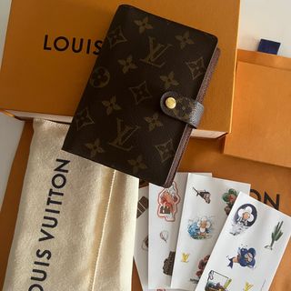 Coquette: Louis Vuitton Agenda PM