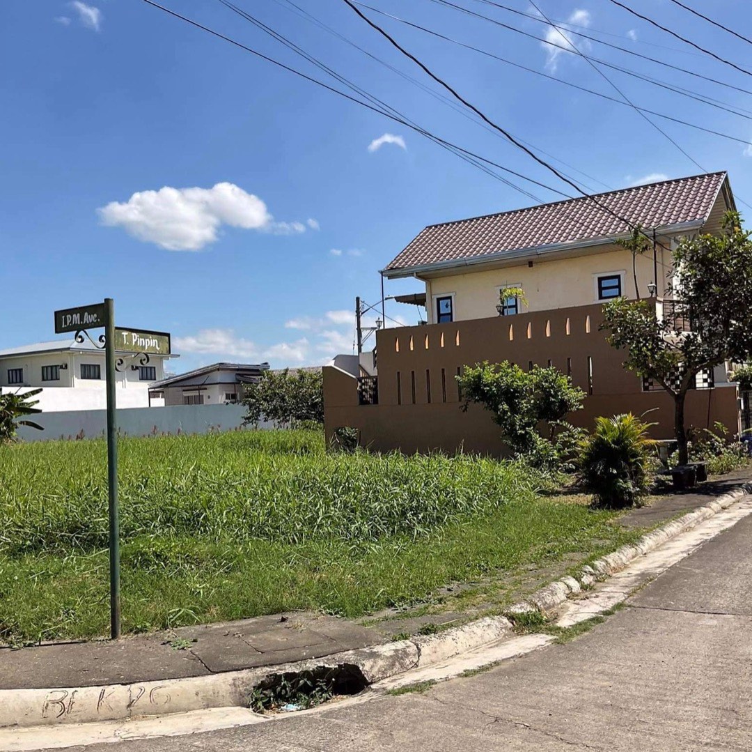 Malolos Bulacan Lot for SALE in Northfields Executive Village / 221 sqm