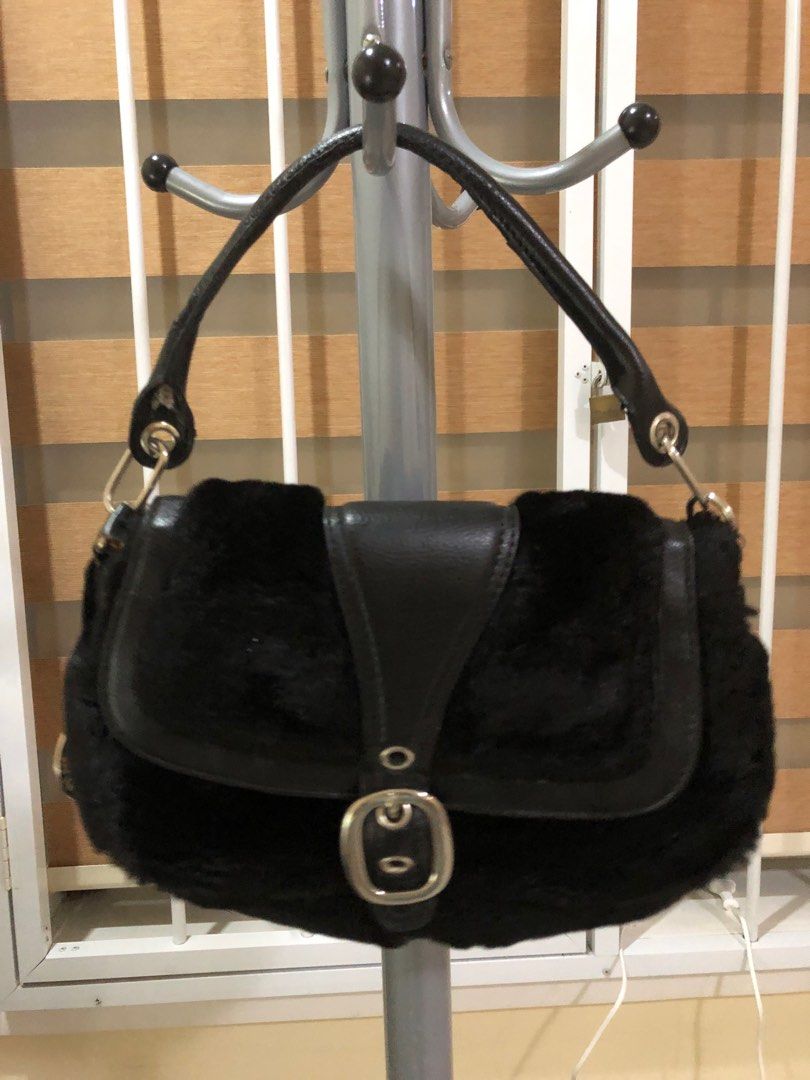 Mango fur bag (Category: Luxury Bags & Wallets) located in Cebu City. Submitted by everythingonearth (Listing ID 1213139359, Image 1). Description: .