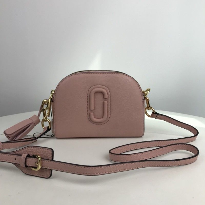 How to spot a FAKE Marc Jacobs Bag, Women's Fashion, Bags & Wallets,  Cross-body Bags on Carousell