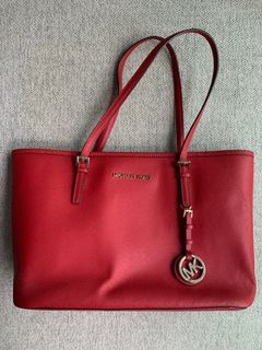 Michael Kors Jet Set Small Tote Bag in Red