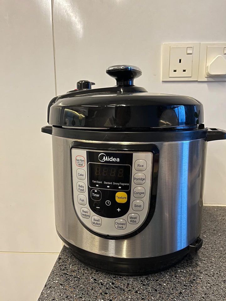 Midea Electric Pressure Cooker MY12LS605A, TV & Home Appliances