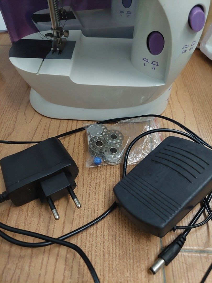 Mini Sewing Machine SM202A, Everything Else, Others on Carousell