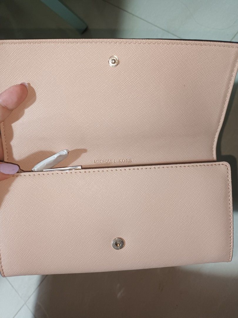 Light pink clearance mk wallet