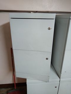 Mobile Pedestal/Steel cabinet