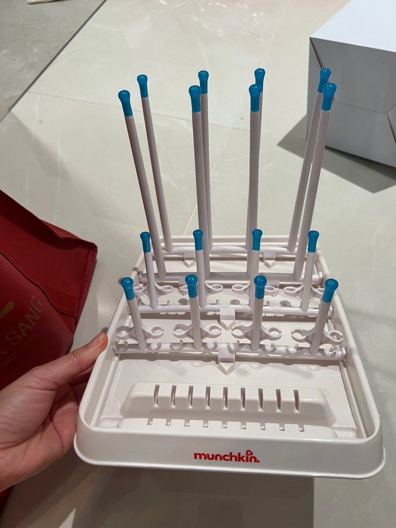 Munchkin Drying rack, Babies & Kids, Nursing & Feeding, Breastfeeding