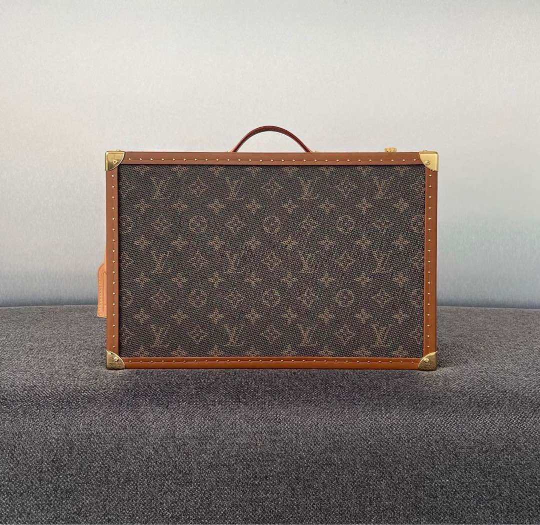 kamila 🌸 on X: Leak: Louis Vuitton's Mini Speaker Second speaker by LV.  Hopefully it doesn't cost $3,100 like the last one!   / X