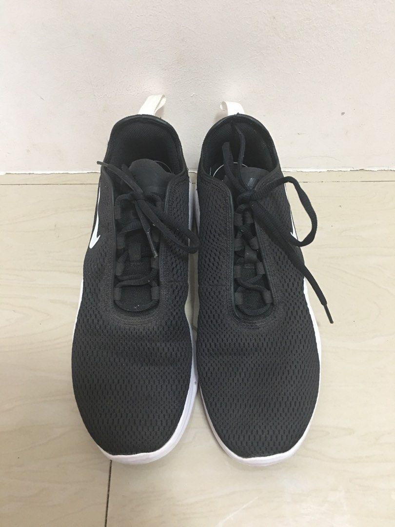 nike air black and white