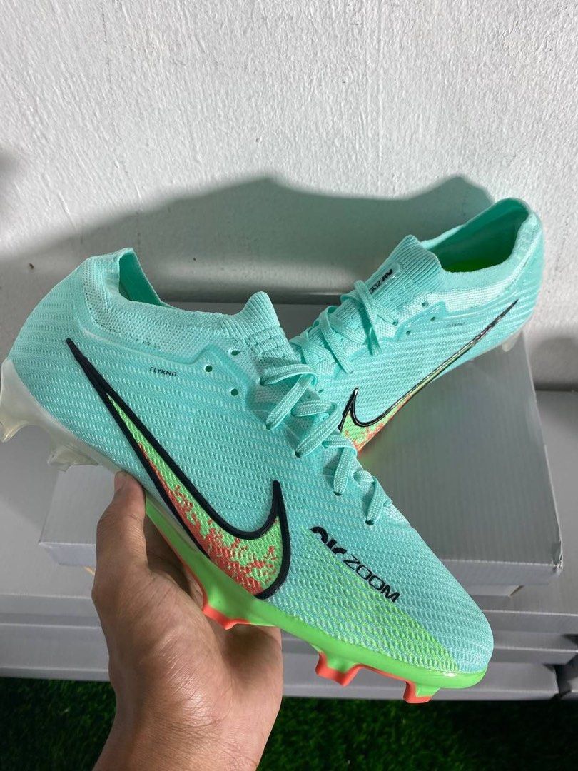 Boot shop bola nike